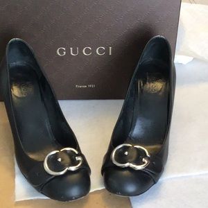 Gucci Classic Black Pumps